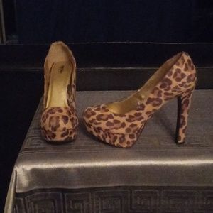 Moschino Shoe